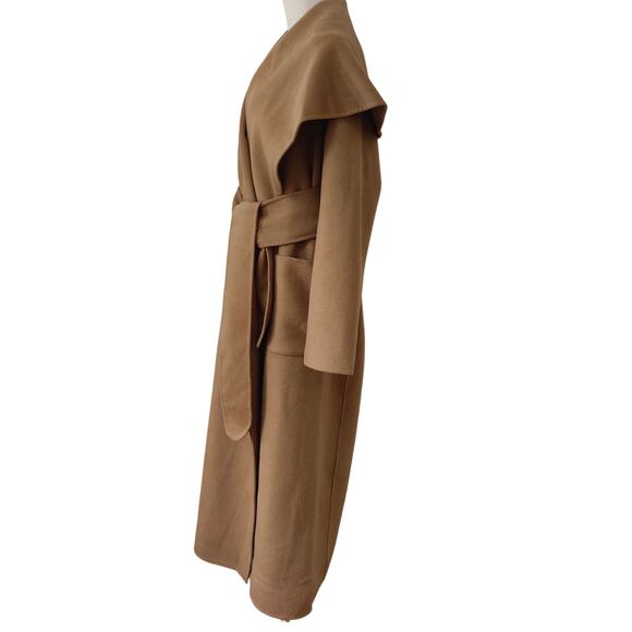 Helsa The Throw Coat - Picture 9 of 12